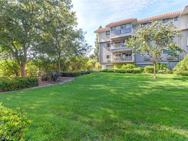 2404 Via Mariposa W, Unit 3D, Laguna Woods, CA 92637