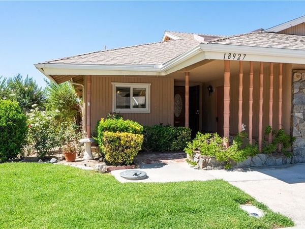 18927 Circle Of Friends, Newhall, CA 91321