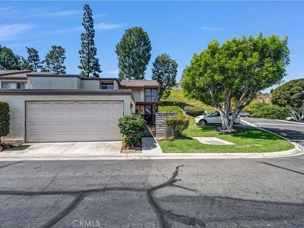 5598 E Vista Del Rio, Anaheim Hills, CA 92807