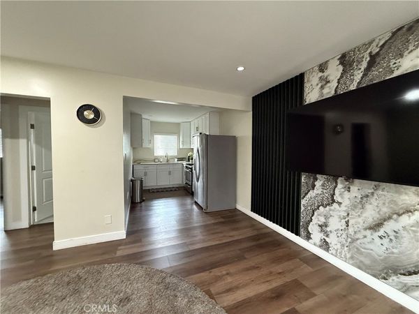 7348 Florence Ave, Unit 2, Downey, CA 90240