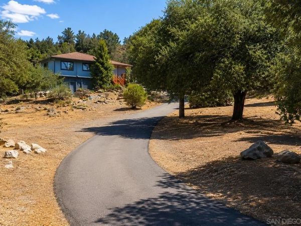 3255 Pine Hills, Julian, CA 92036