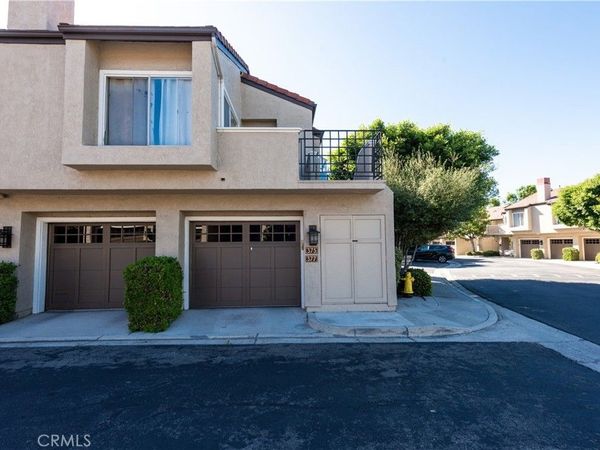 375 Stanford Court, Unit 9, Irvine, CA 92612