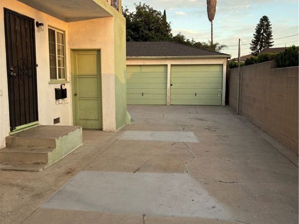 4978 Southern, South Gate, CA 90280