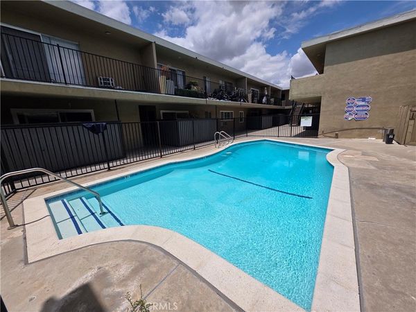 14609 Saticoy , Unit 24, Van Nuys, CA 91405