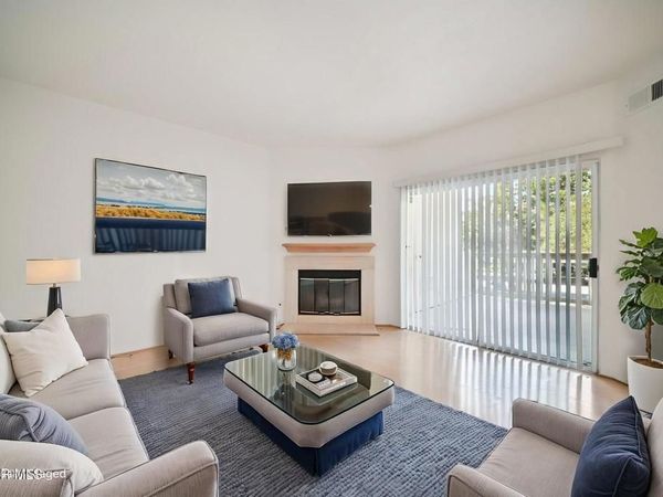 668 Oak Run Trail , Unit Tl103, Oak Park, CA 91377