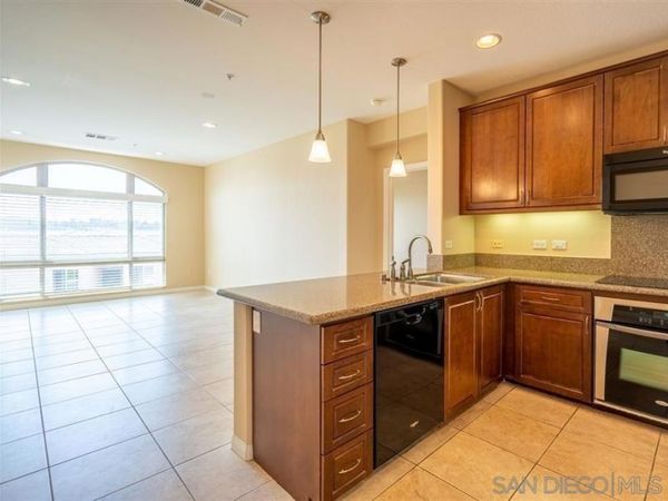 3887 Pell, Unit 415, San Diego, CA 92130