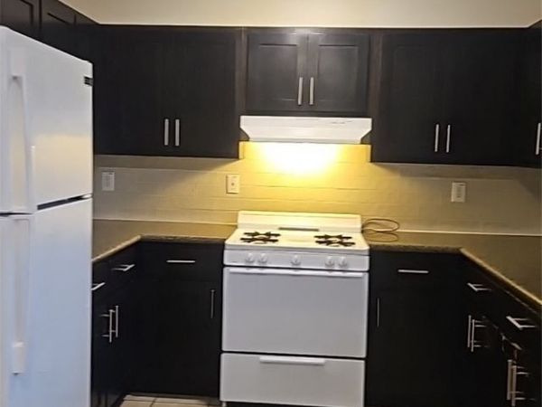 812 E 76th, Los Angeles, CA 90001