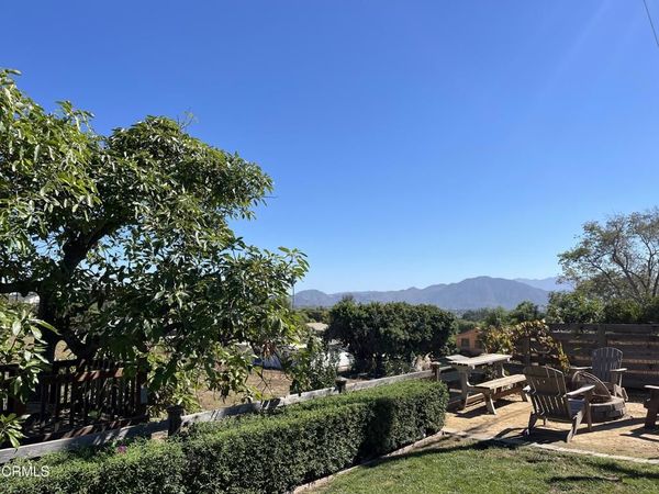 112 Maria Lane , Camarillo, CA 93010