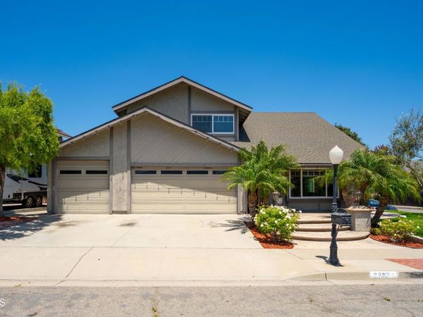 2292 Buffalo Avenue , Ventura, CA 93003