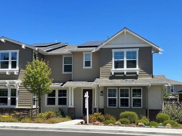 777 Country Club Dr, Moraga, CA 94556