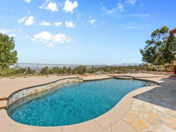 7130 E Colter, Anaheim, CA 92807