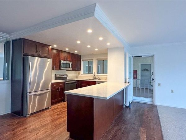 2227 Via Puerta , Laguna Woods, CA 92637