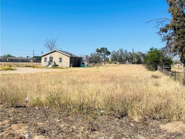 9 G, Perris, CA 92570