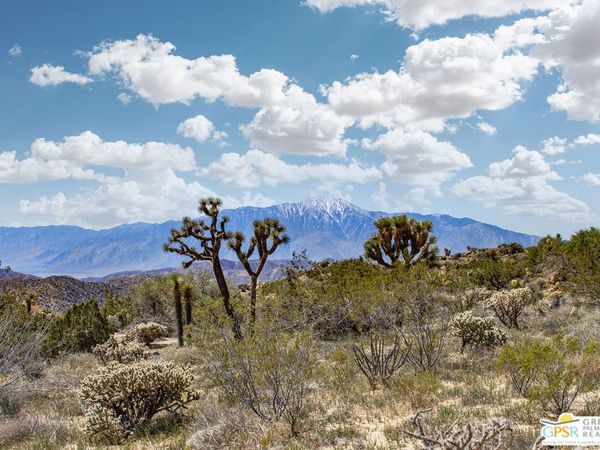 53765 RIDGE Road, Yucca Valley, CA 92284