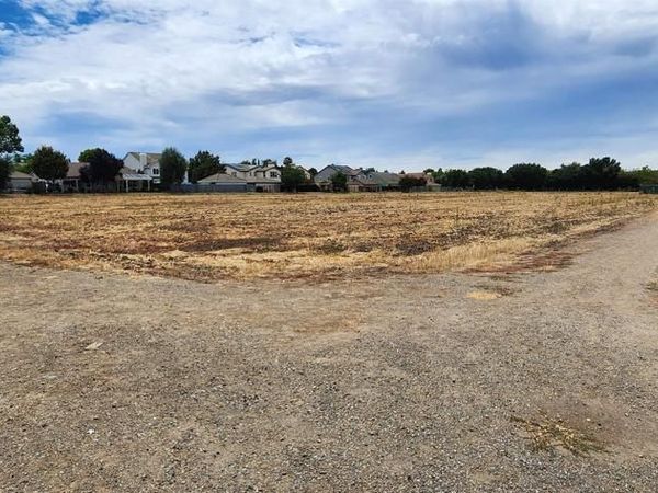 00 East Avenue, Livermore, CA 94550