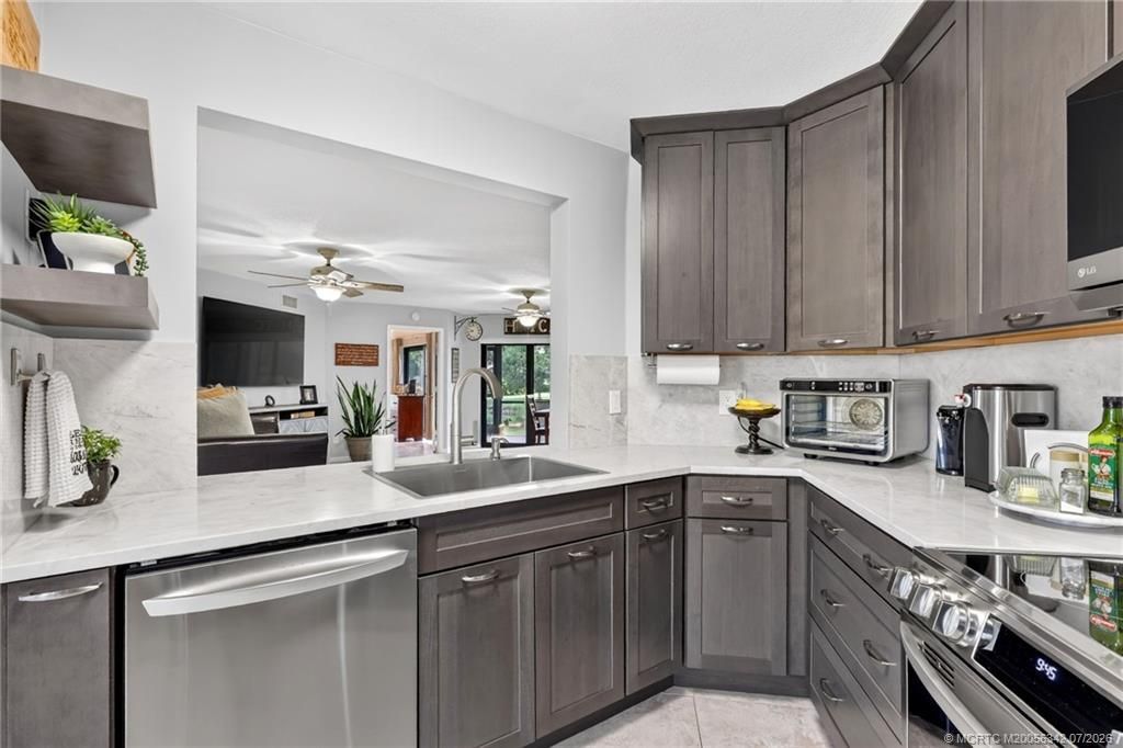 3470 SE Martinique Trace, Unit 103, Stuart, FL 34997 Photo
