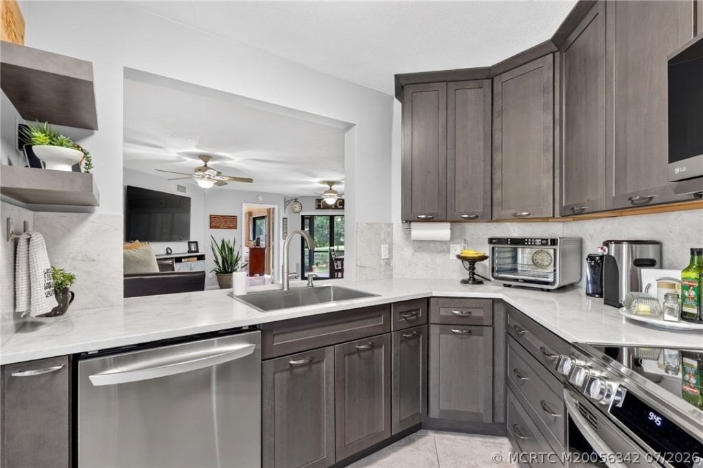 3470 SE Martinique Trace, Unit 103, Stuart, FL 34997 Photo