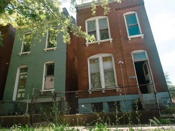 3957 N 11th Street, St Louis, MO 63107