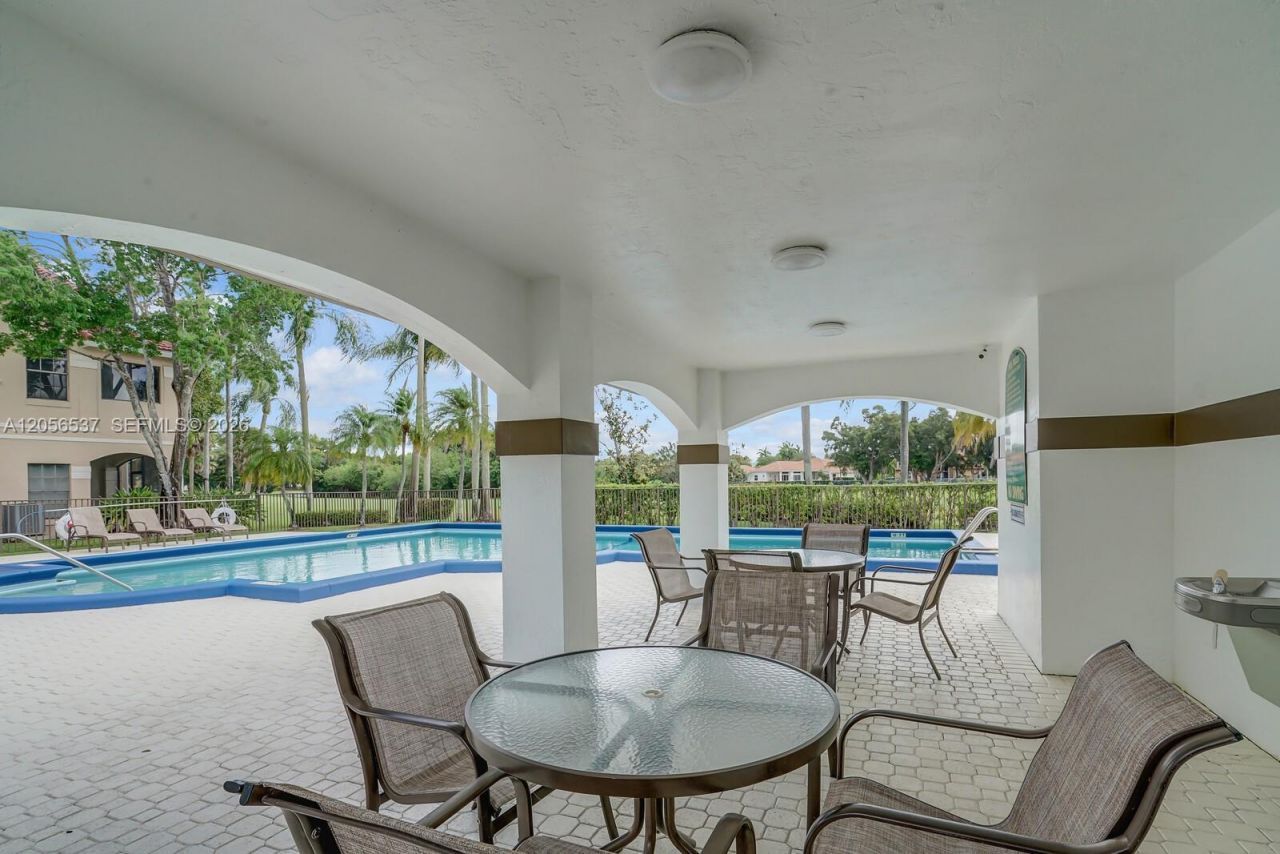 401 SW 158th Ter, Unit 105, Pembroke Pines, FL 33027 Photo
