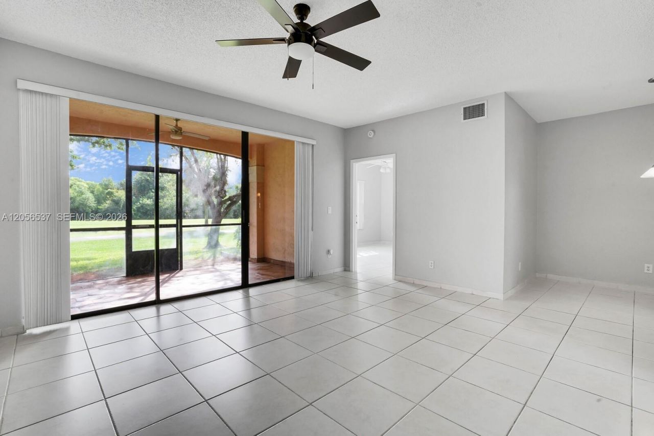 401 SW 158th Ter, Unit 105, Pembroke Pines, FL 33027 Photo