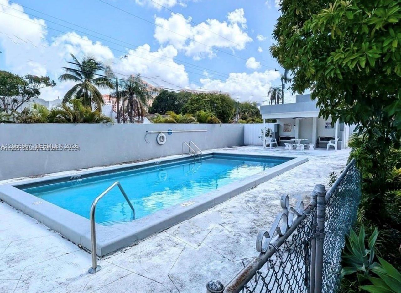 3607 SW 17th St , Unit 3607, Miami, FL 33145 Photo