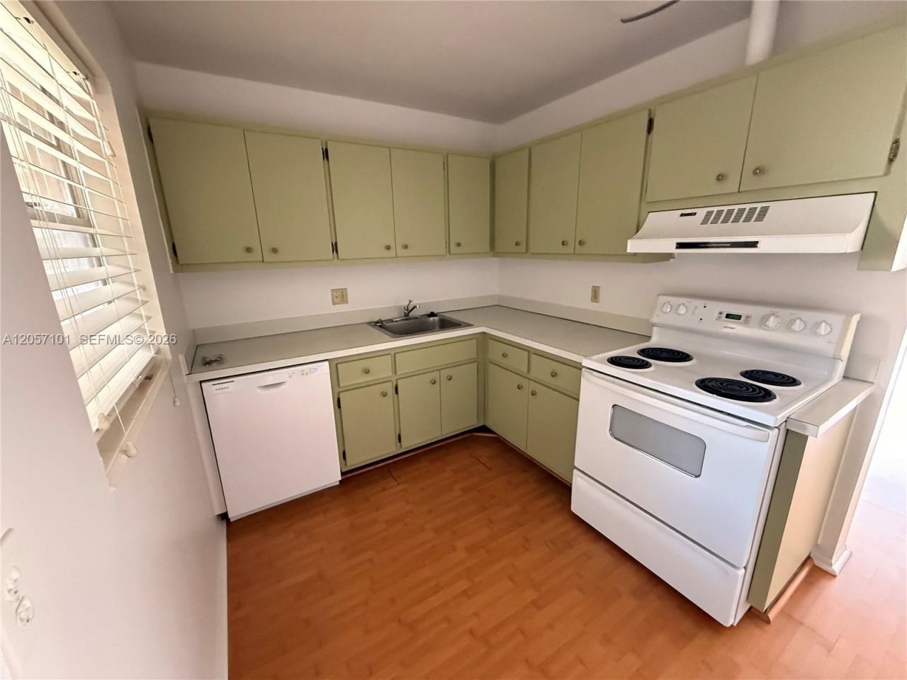 7747 SW 86th St , Unit D-208, Miami, FL 33143 Photo