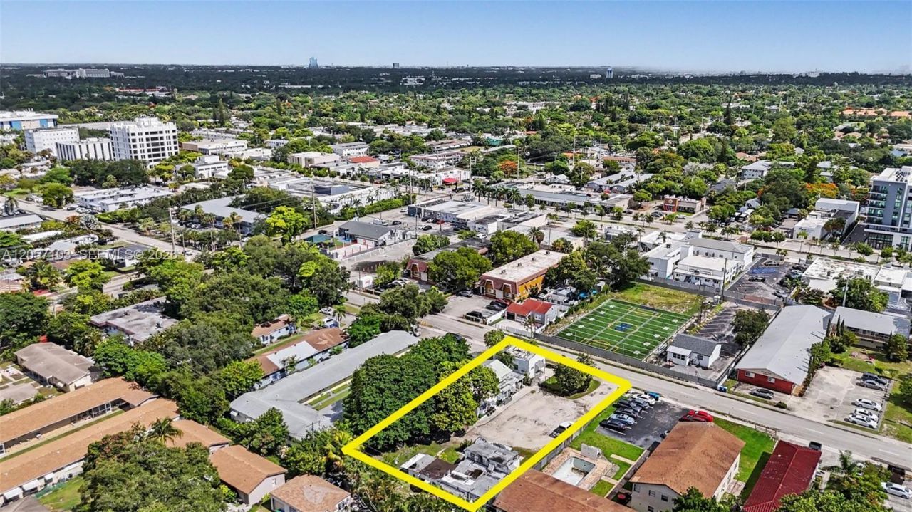 2306 Van Buren St , Hollywood, FL 33020 Photo