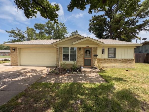 3009 W 11th Street , Irving, TX 75060