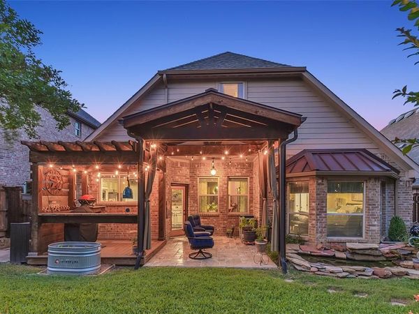 4512 Seventeen Lakes Court, Fort Worth, TX 76262