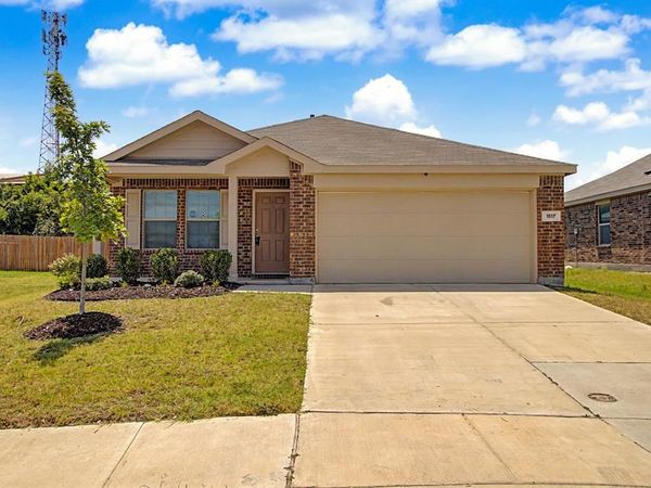1517 Oak Creek Drive, Hutchins, TX 75141