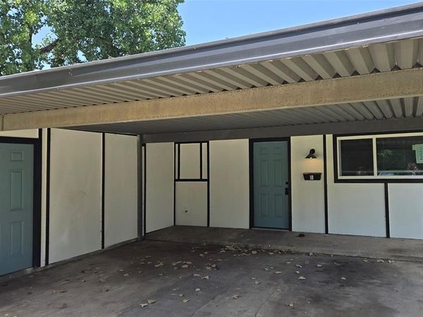 500 Magnolia Street, Unit B, Arlington, TX 76012