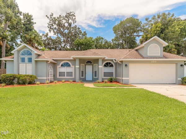 109 Brookhollow Circle, Daytona Beach, FL 32114