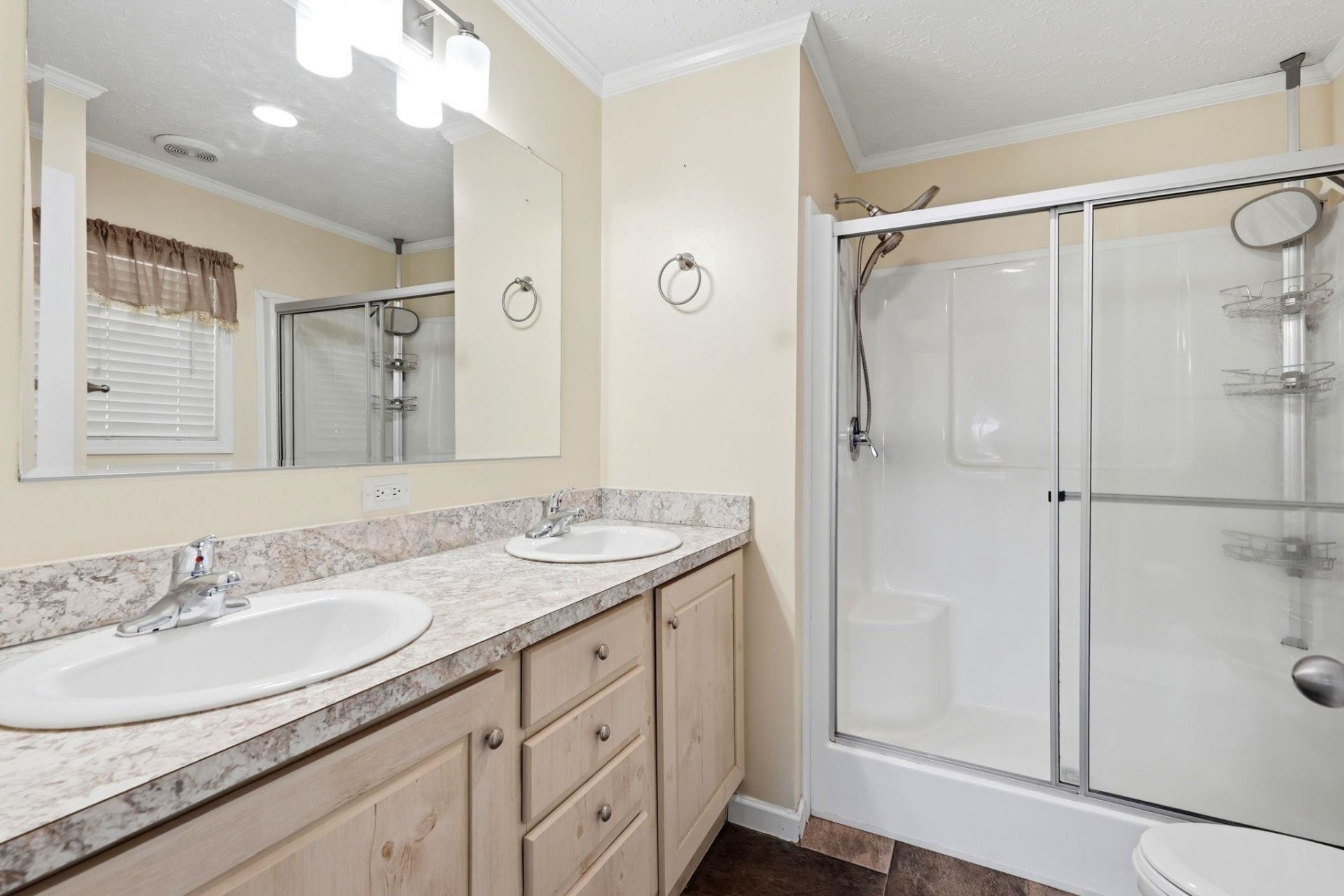 4555 Manitook Dr.  Photo 10
