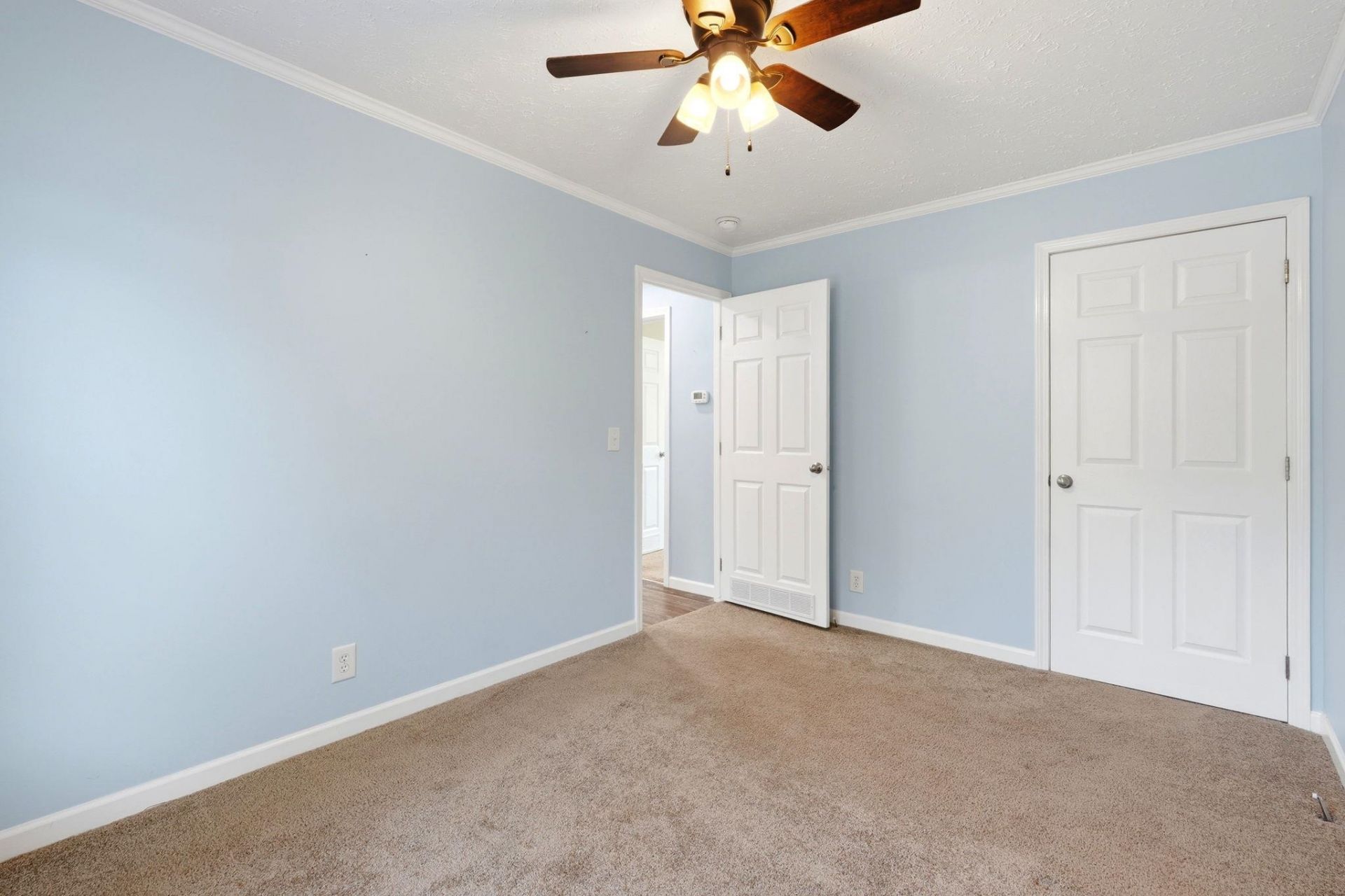 4555 Manitook Dr.  Photo 15