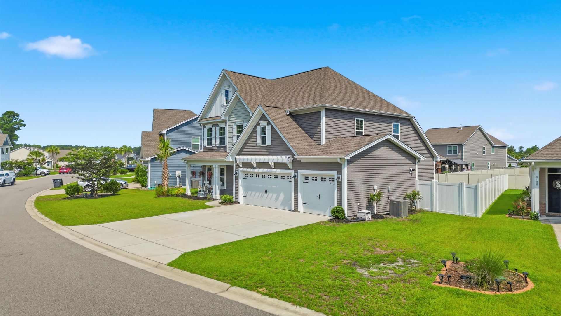 5196 Country Pine Dr.  Photo 6