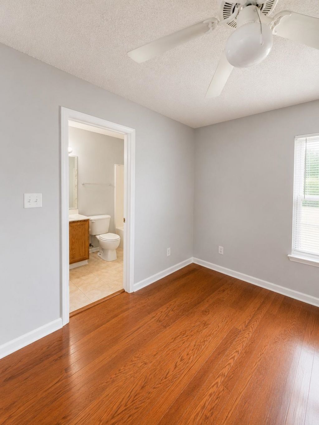602 Beach Walk Pl. Photo 16