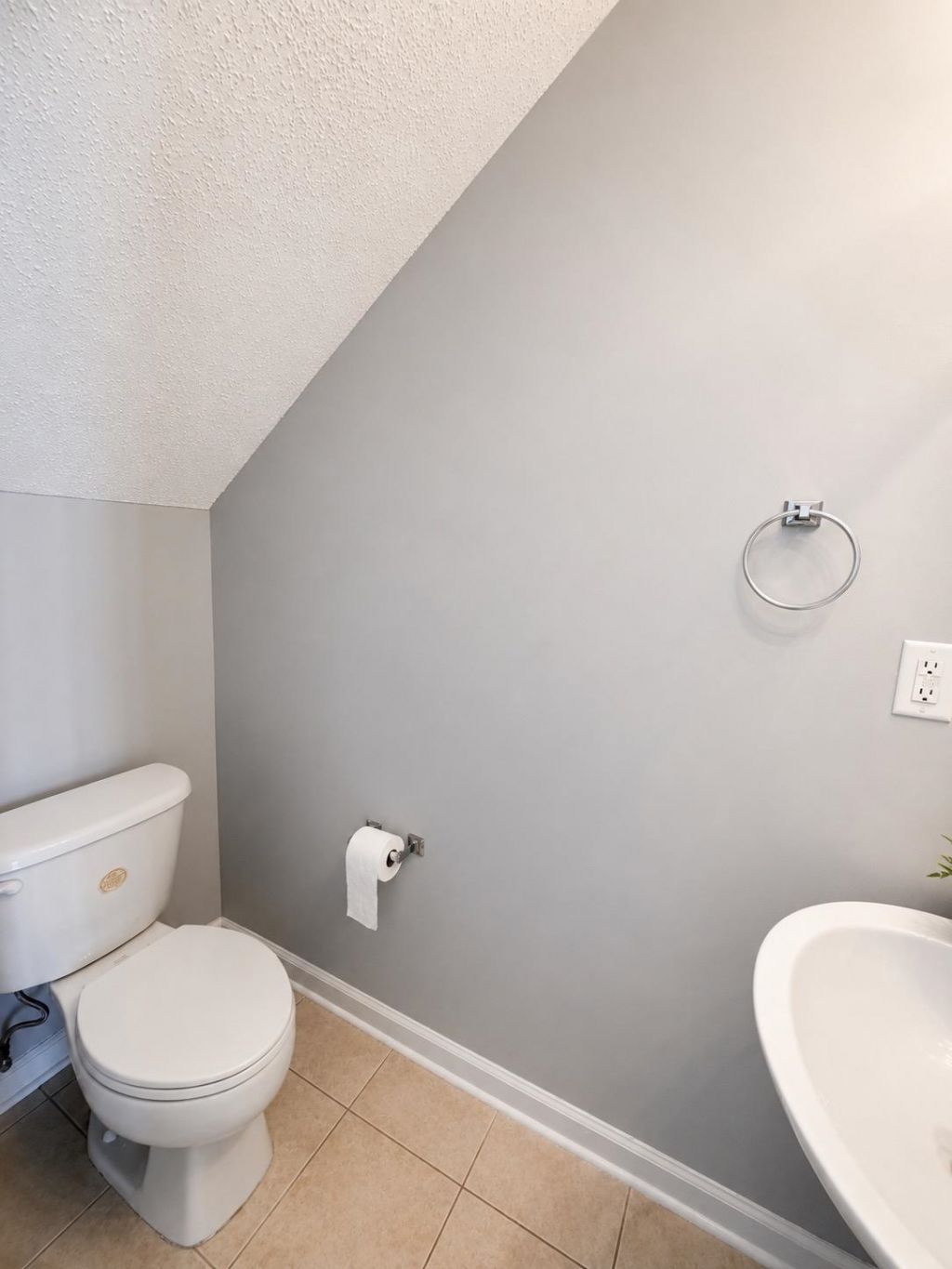 602 Beach Walk Pl. Photo 7