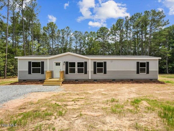 720 Myrtle Road , Roseboro, NC 28382
