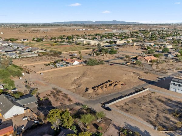 6315 N 126th Avenue, Unit B, Litchfield Park, AZ 85340