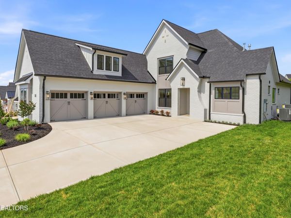 1220 Wagon Hitch Rd, Knoxville, TN 37934