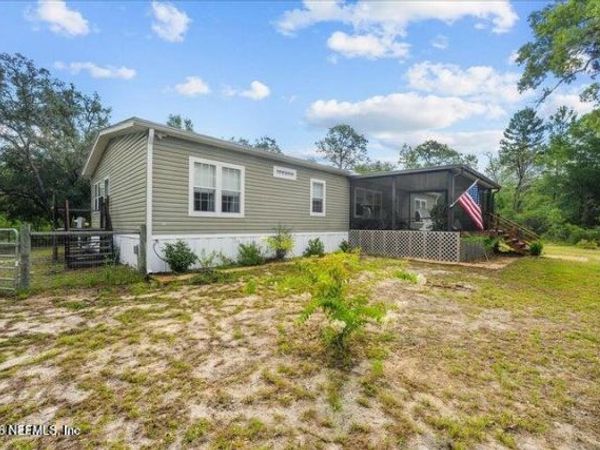 179 KINGFISH Road, Pomona Park, FL 32181