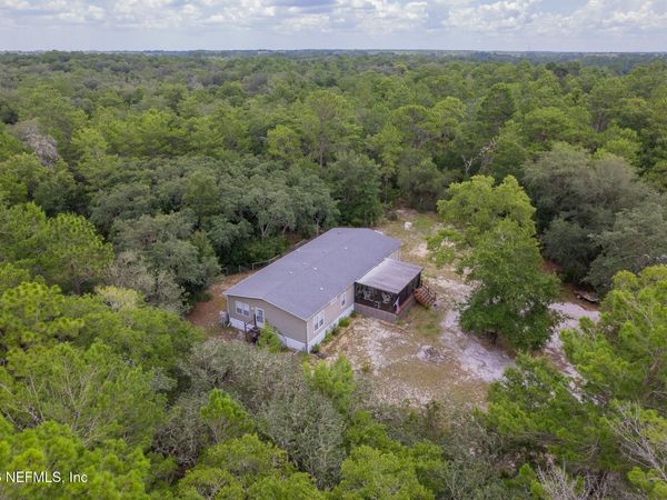 179 KINGFISH Road, Pomona Park, FL 32181