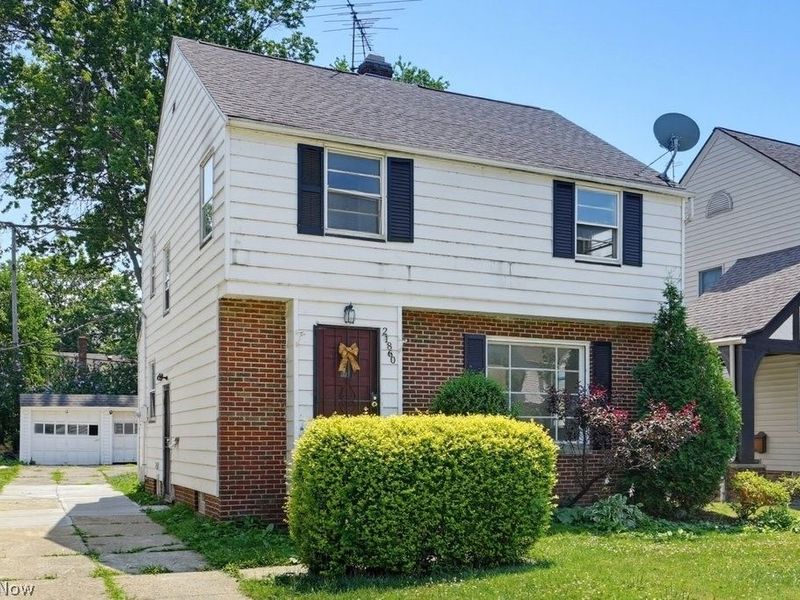 21860 Roberts Avenue , Euclid, OH 44123 Photo 17