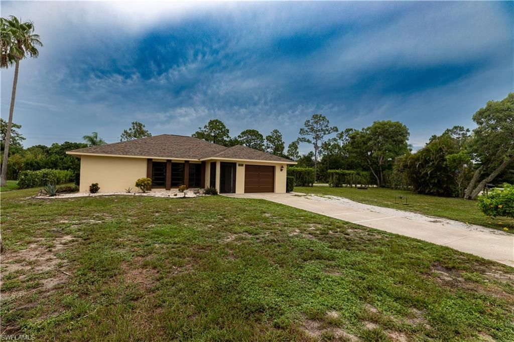 25572 Fenner Cir , Bonita Springs, FL 34135 Photo