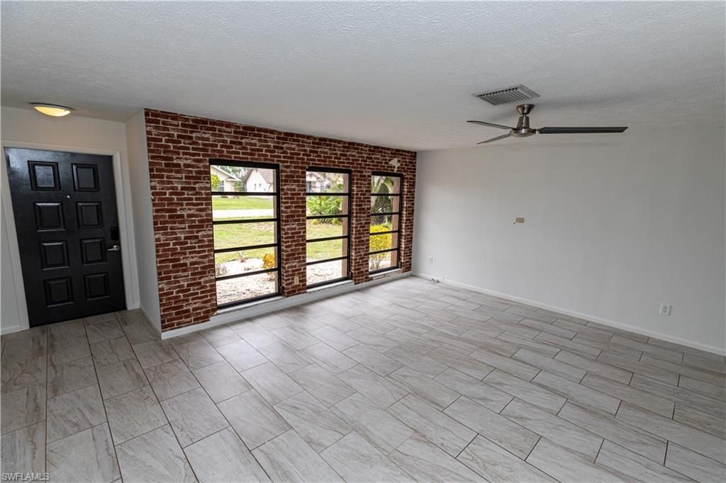 25572 Fenner Cir , Bonita Springs, FL 34135 Photo