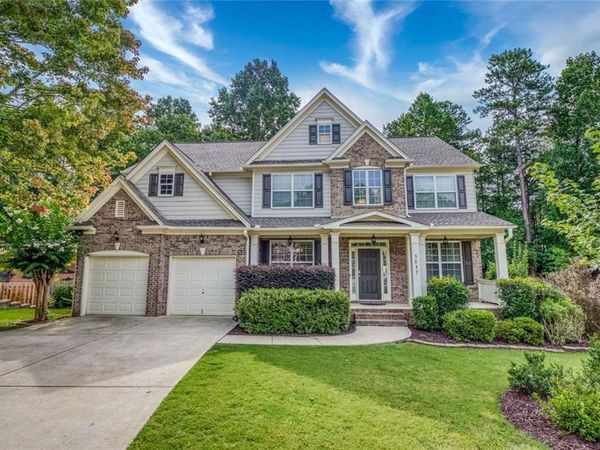 1017 Panoramic Pointe NE, Buford, GA 30518