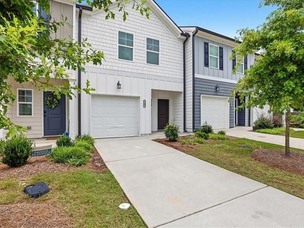 209 Buckingham Lane , Hoschton, GA 30548