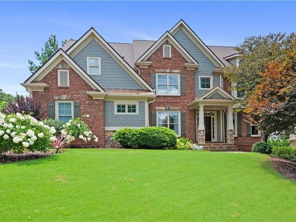 354 Estates View Drive , Acworth, GA 30101