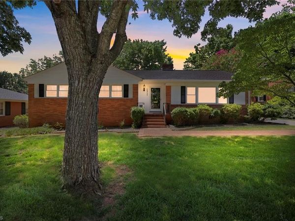 2911 Cornwallis Drive W, Greensboro, NC 27408