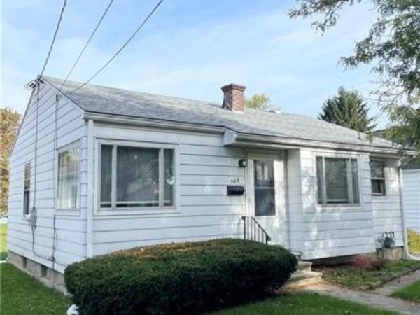 560 Beecher Street , Elmira, NY 14904